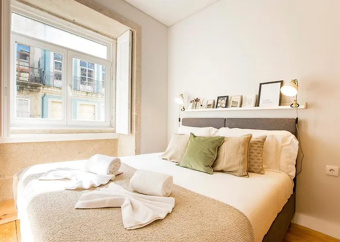 Mouzinho Darling 1br W/ Ac In Center By Lovelystay