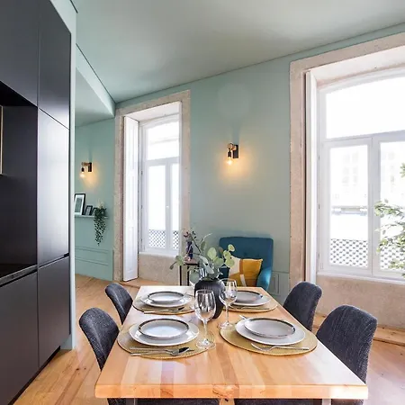 Mouzinho Darling 1br W/ Ac In Center By Lovelystay Apartment
