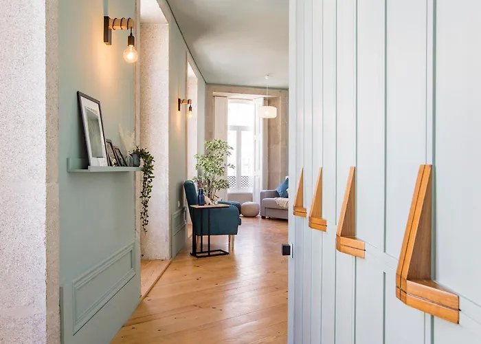 Апартаменты Mouzinho Darling 1br W/ Ac In Center By Lovelystay Порту