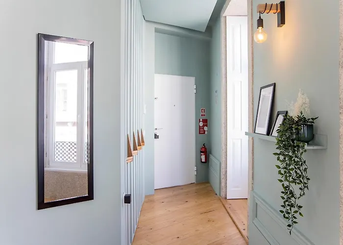 Mouzinho Darling 1br W/ Ac In Center By Lovelystay *