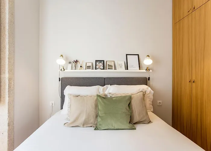 Апартаменты Mouzinho Darling 1br W/ Ac In Center By Lovelystay